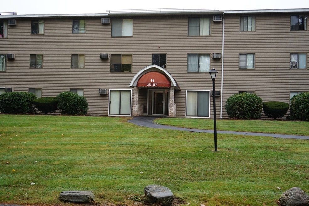 440 North Ave unit 256, Haverhill, MA 01830 - photo 1