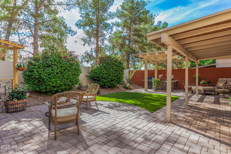 For Sale $399,900 • Co-Listing Agent