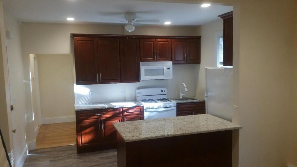 90 Lyndhurst St unit 3, Dorchester Center, MA 02124 - photo 1