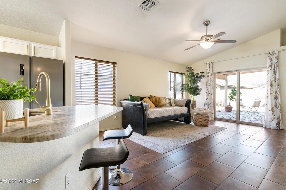 Breakfast bar / Great Room