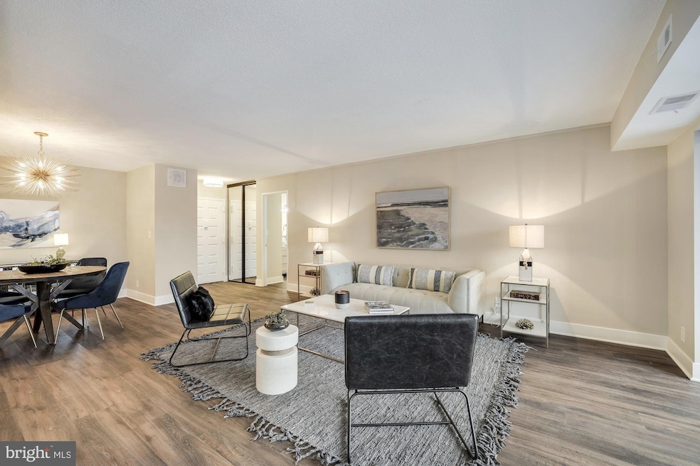 The Rotonda unit 603, McLean, VA 22102 - photo 1