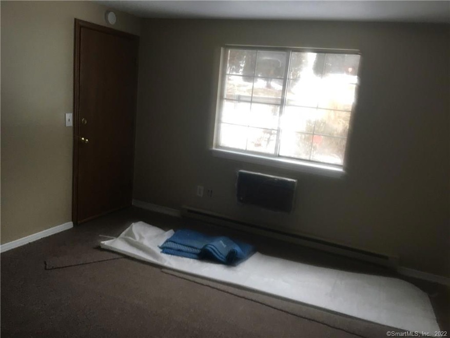 335 Perkins Ave unit 1, Waterbury, CT 06704 - photo 1