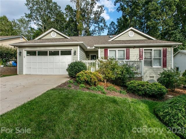 67 Forest Lake Dr, Asheville, NC 28803 - photo 1
