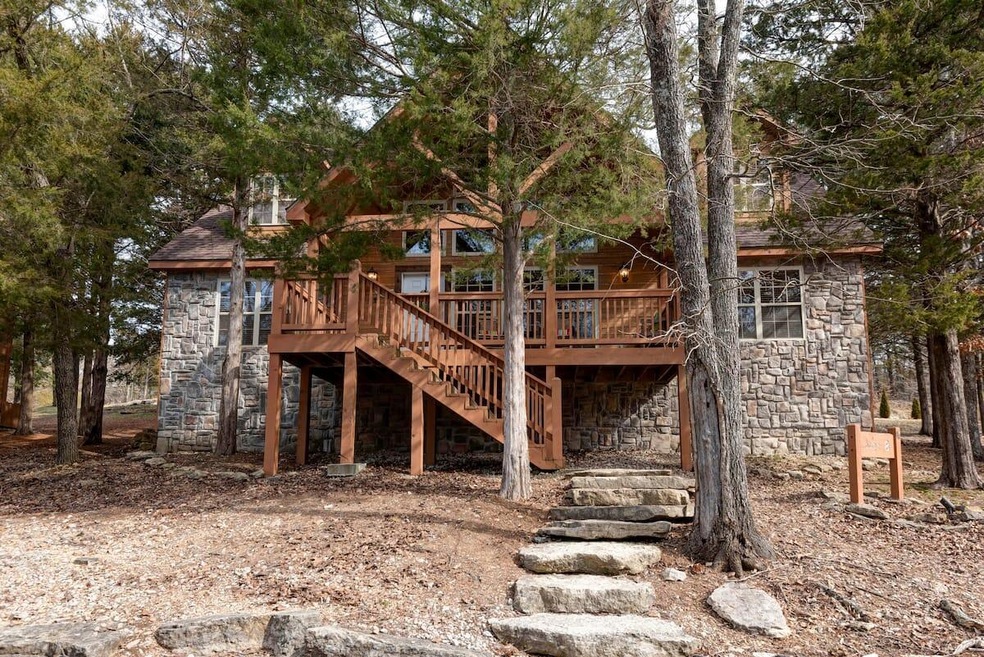 Lodge 8