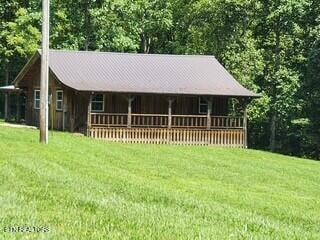 925 Collins Rd, Red Boiling Springs, TN 37150 - photo 1