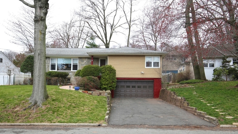 3 Devon Dr, West Orange, NJ 07052 - photo 1