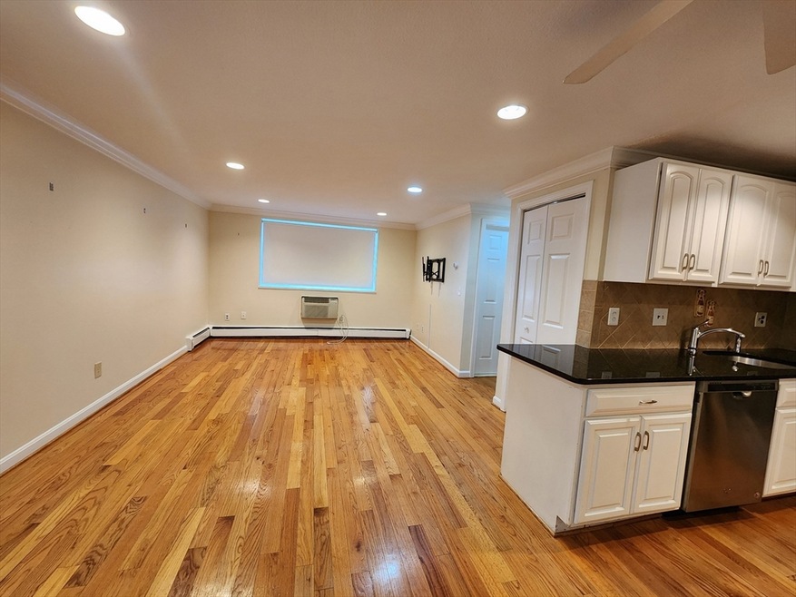 12 Woodland St unit 28, Everett, MA 02149 - photo 1