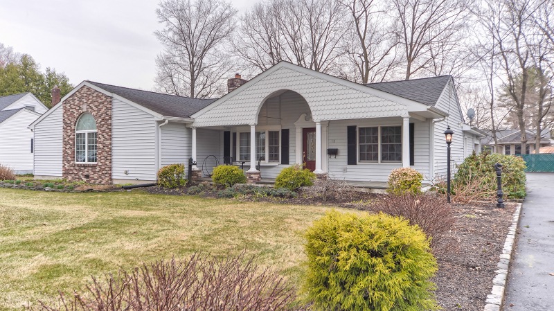 15 Andrews Place, Pompton Plains, NJ 07444 - photo 1