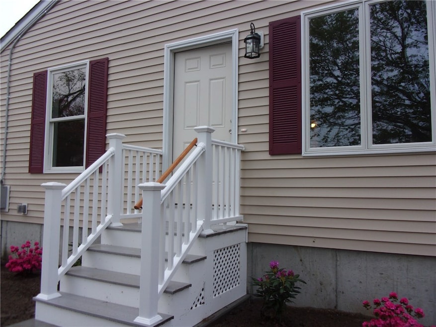 21 Anoka Ave, Barrington, RI 02806 - photo 1