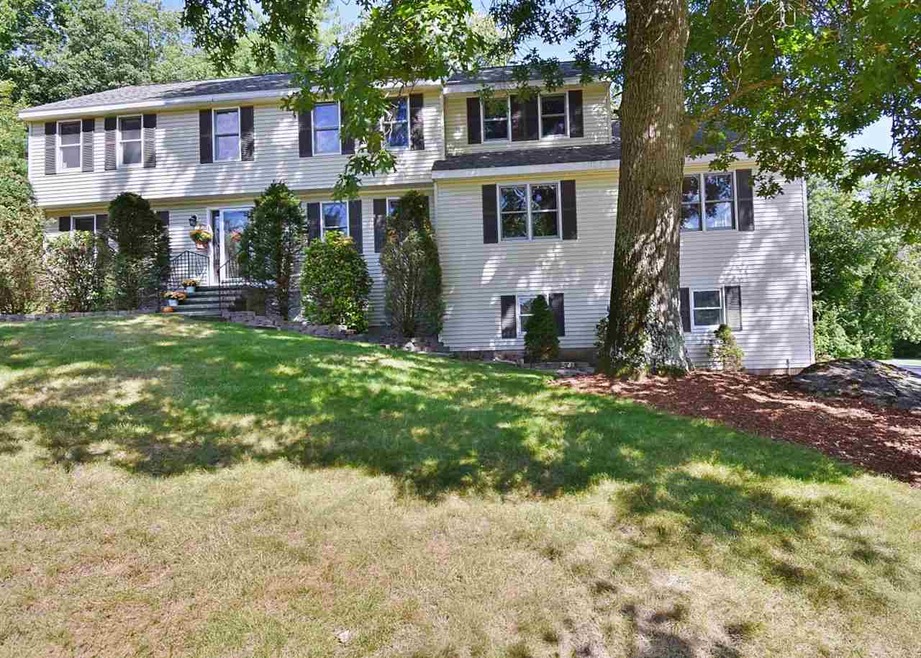 9 Luann Ln, Pelham, NH 03076 - photo 1