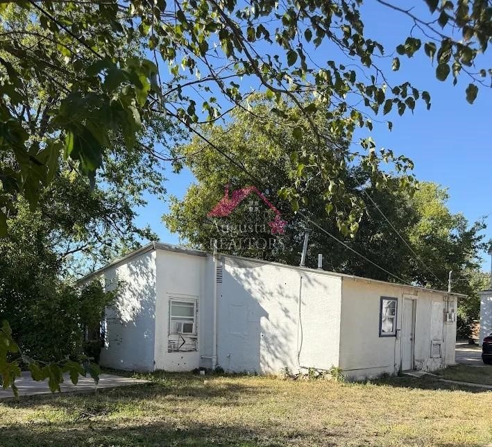 649 E North 18th St unit 7, Abilene, TX 79601 - photo 1