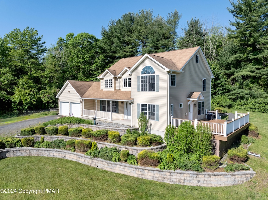 543 Lakeshore Dr W, Effort, PA 18330 - photo 1