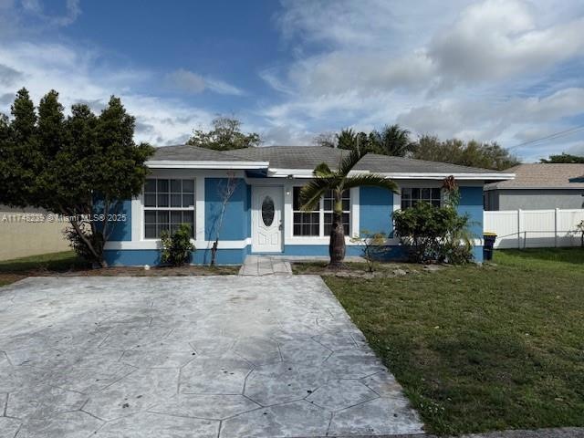 708 SW 9th St, Dania, FL 33004 - photo 1