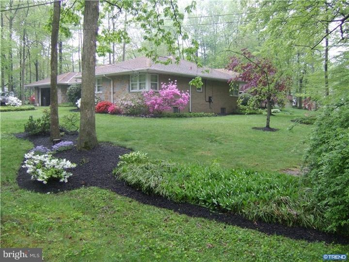 1401 Windybush Rd, Wilmington, DE 19810 - photo 1