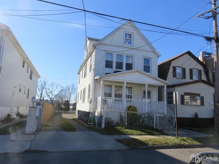 Sold $490,000 • Co-Listing Agent