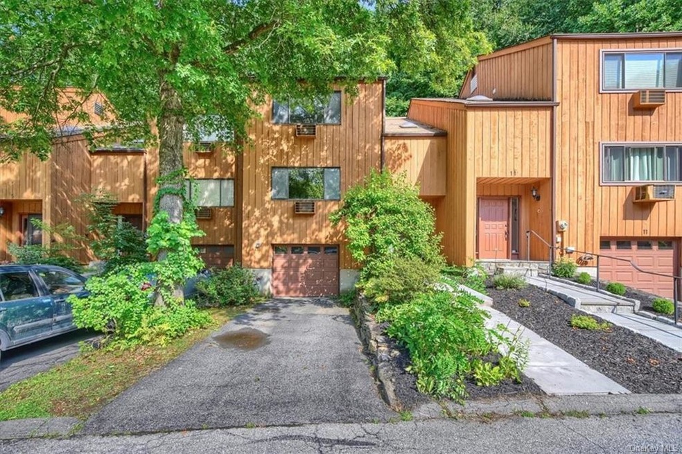 9 Robin Ln, Croton On Hudson, NY 10520 - photo 1