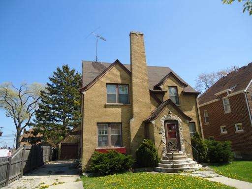 639 N Martin Ave, Waukegan, IL 60085 - photo 1