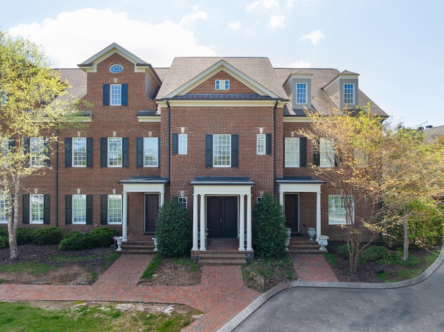 554 Whitehall Rd unit 122, Chattanooga, TN 37405 - photo 1