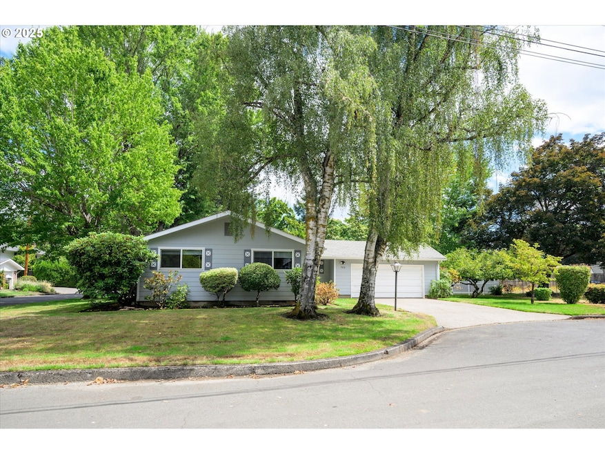780 Cornwall Ave, Eugene, OR 97404 - photo 1