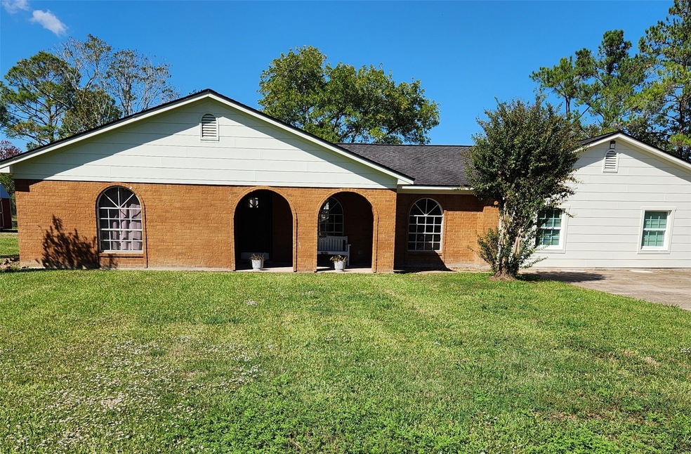 2135 County Road 540, Alvin, TX 77511 - photo 1