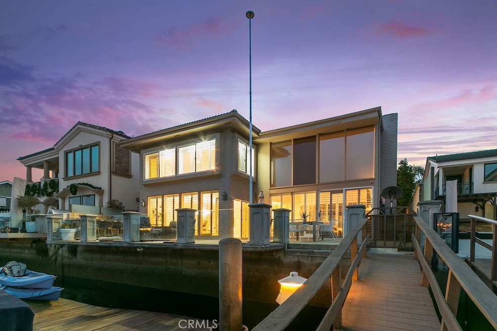 For Sale $3,899,888 • Co-Listing Agent