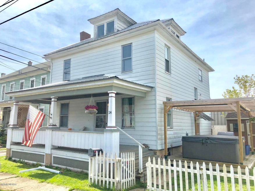 24 Lower Market St, Milton, PA 17847 - photo 1