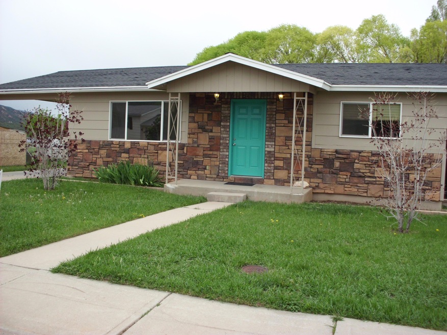 272 S 300 W, Parowan, UT 84761 - photo 1