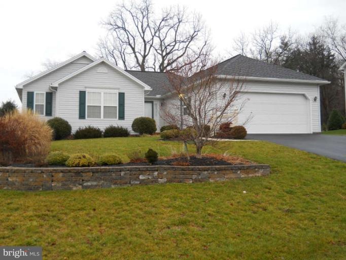 10697 Susquehanna Ave, Waynesboro, PA 17268 - photo 1