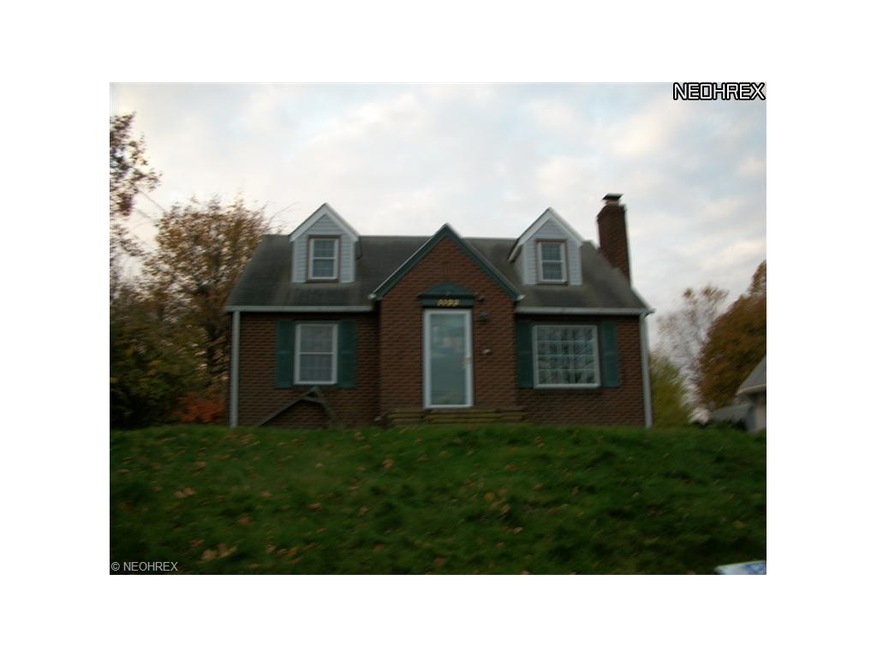 1122 26th St NE, Canton, OH 44714 - photo 1