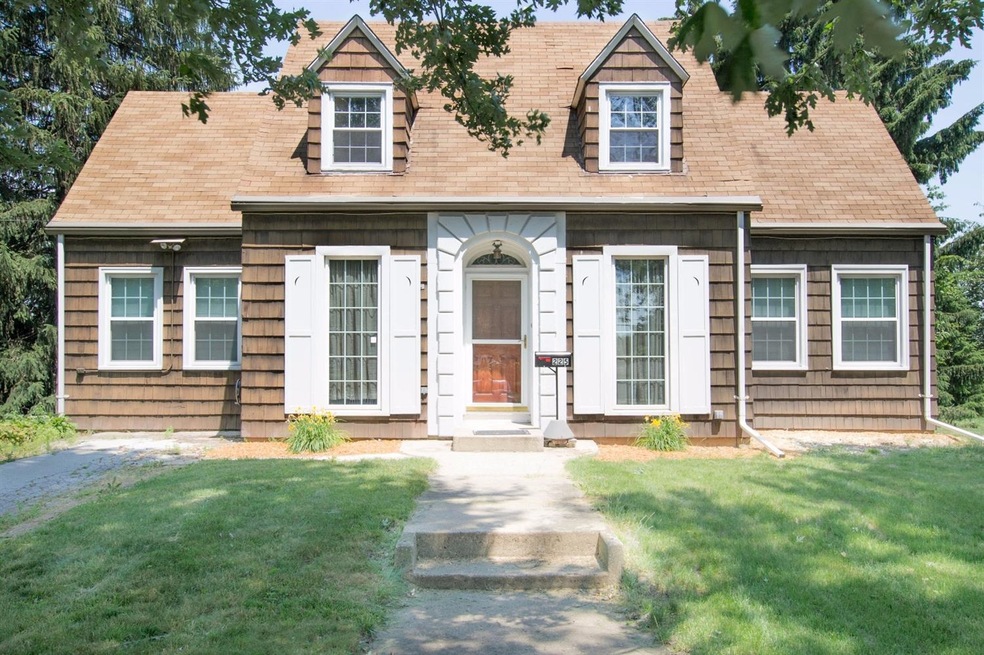 225 Keilman St, Dyer, IN 46311 - photo 1