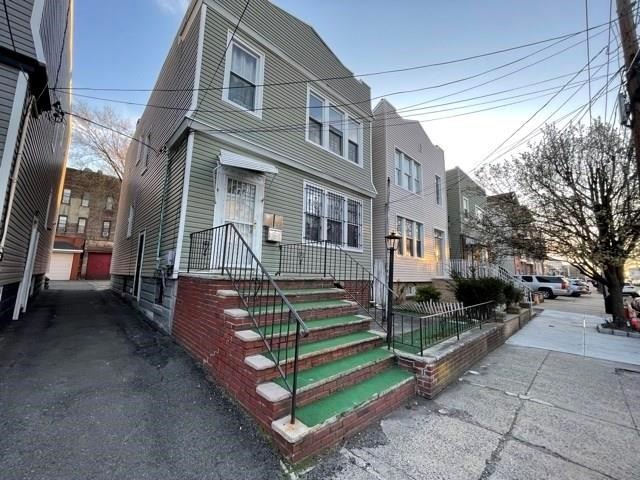 253 Lexington Ave, Jersey City, NJ 07304 - photo 1