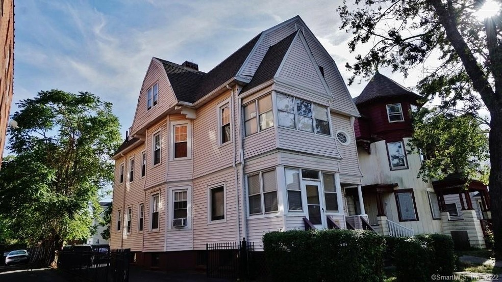 19 Alden St unit 21, Hartford, CT 06114 - photo 1