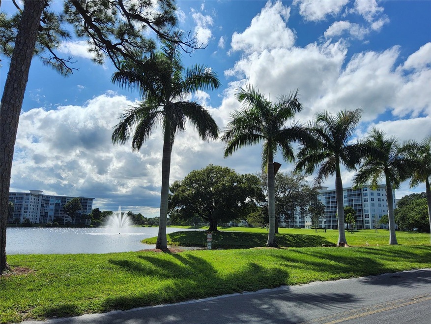 3090 N Course Dr unit 412, Pompano Beach, FL 33069 - photo 1