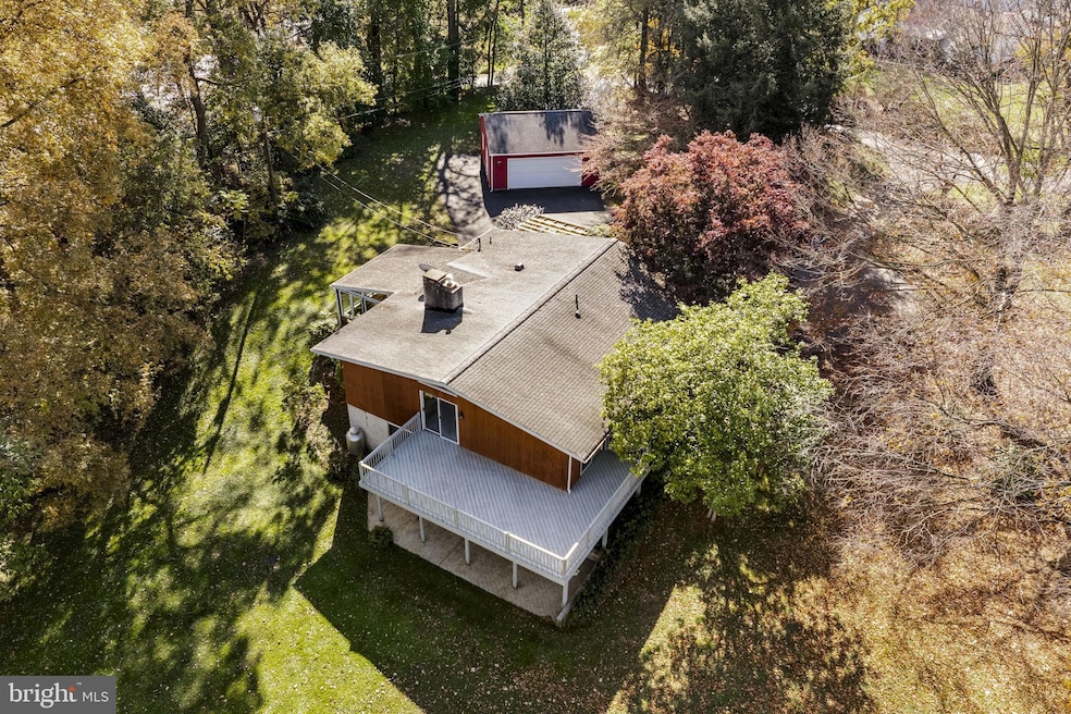 269 Sheep Ln, Millersville, PA 17551 - photo 1