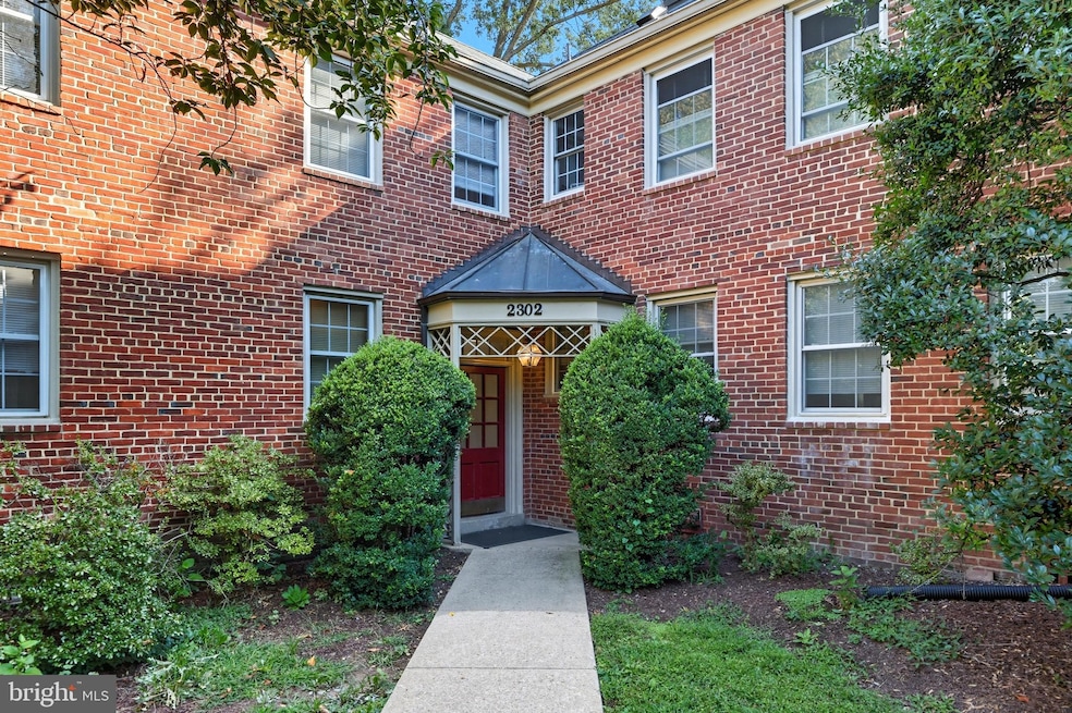 2302 Colston Dr unit 104, Silver Spring, MD 20910 - photo 1