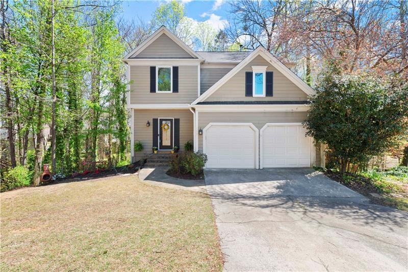 645 Rosedown Way, Alpharetta, GA 30022 - photo 1