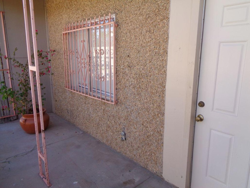 7945 Knights Dr unit C, El Paso, TX 79915 - photo 1
