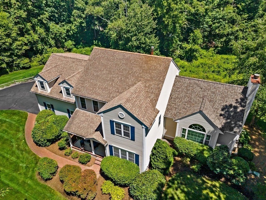 5 Hunt Dr, Rehoboth, MA 02769 - photo 1