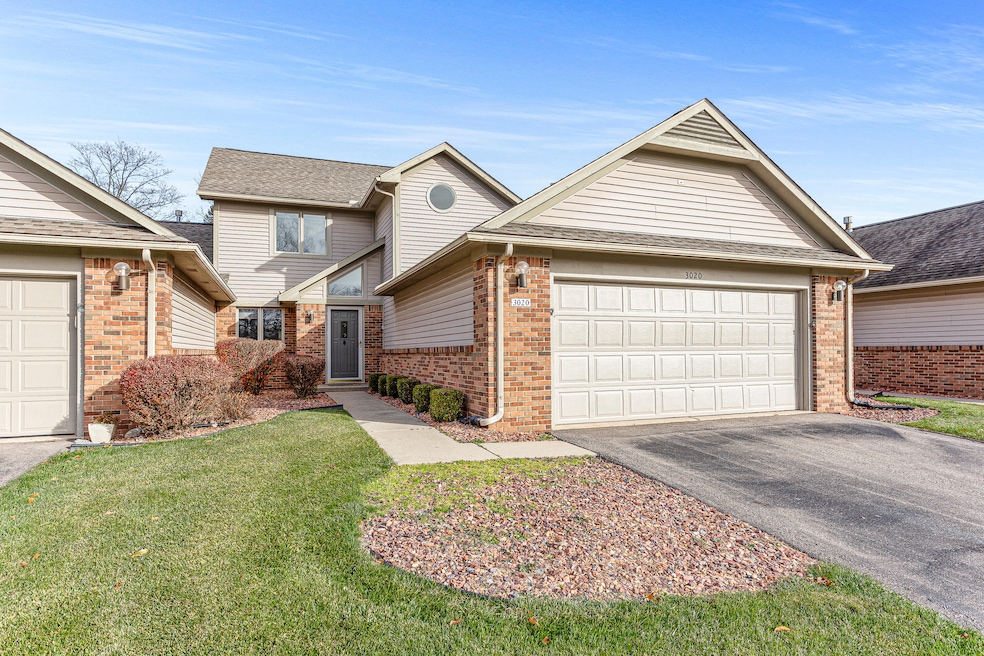 3020 Rivers Edge Dr, Wayne, MI 48184 - photo 1