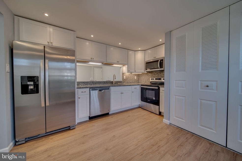 19421 Breezedale Ln, Germantown, MD 20876 - photo 1