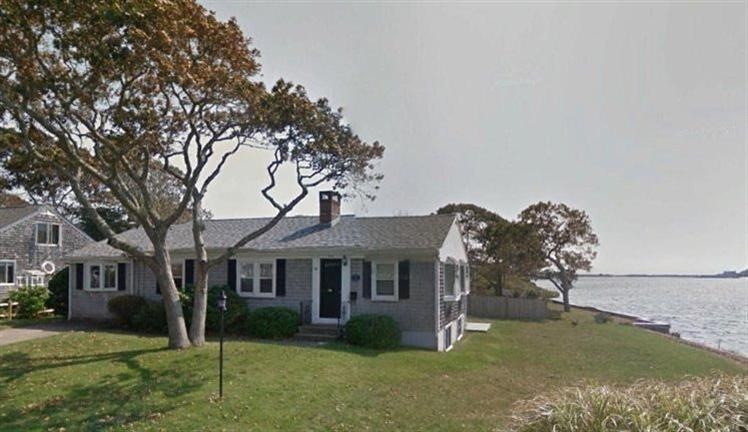 3 Providence St, Teaticket, MA 02536 - photo 1