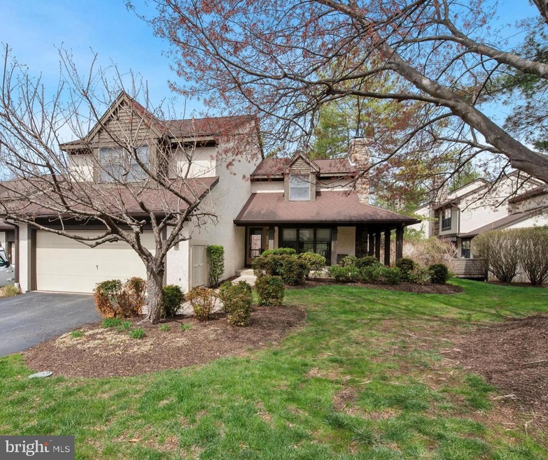 220 Springhouse Pond, Chesterbrook, PA 19087 - photo 1