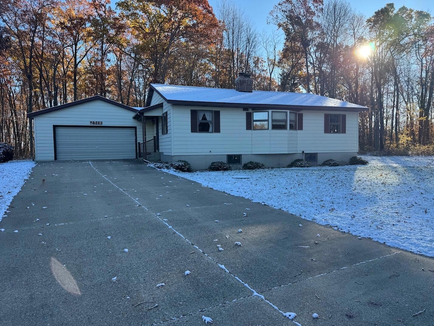 2512 S Sportsman Dr, White Cloud, MI 49349 - photo 1