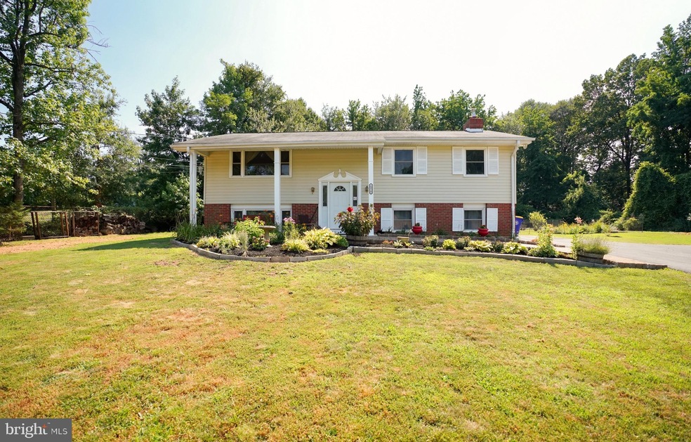 6010 Harland St, Lanham, MD 20706 - photo 1