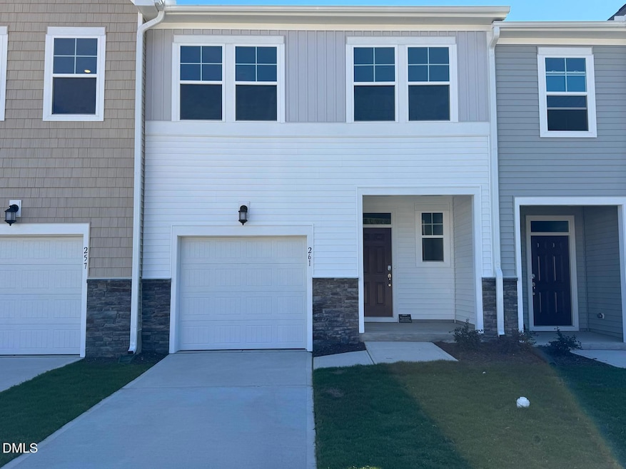 261 Lily Patch Ln, Smithfield, NC 27577 - photo 1