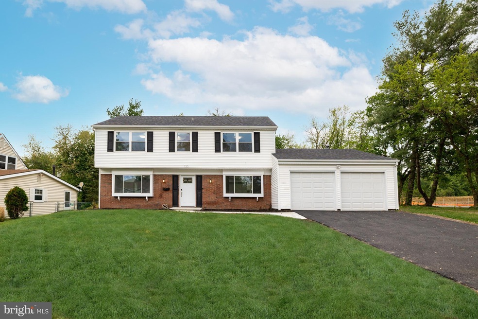 130 New Castle Ln, Willingboro, NJ 08046 - photo 1