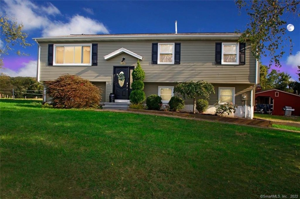 8 Meadow Dr, Oxford, CT 06478 - photo 1