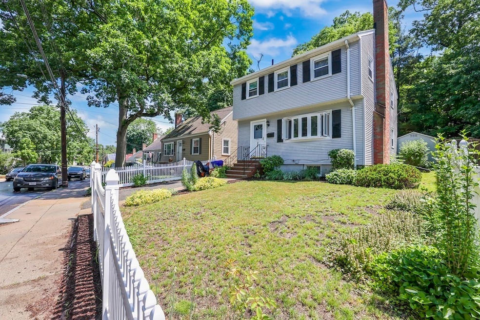 108 Glenellen Rd, West Roxbury, MA 02132 - photo 1