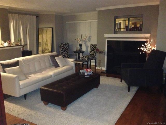 Gorgeous and spacious living area with fireplace