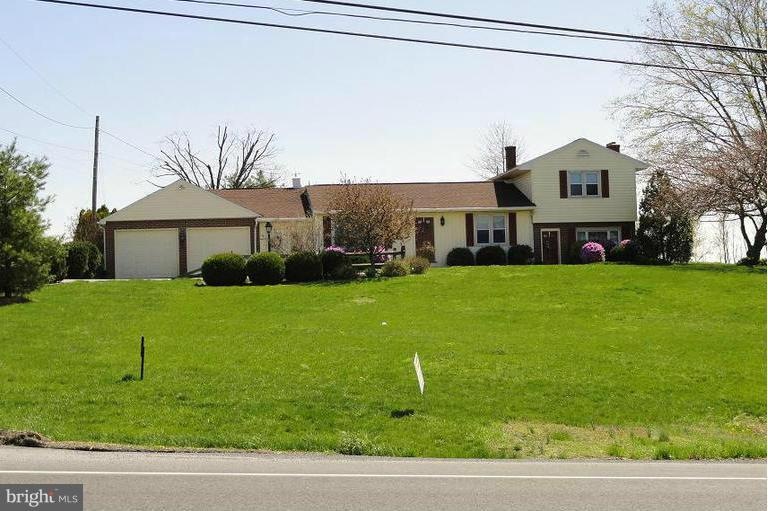 3100 Lincoln Way W, Chambersburg, PA 17202 - photo 1